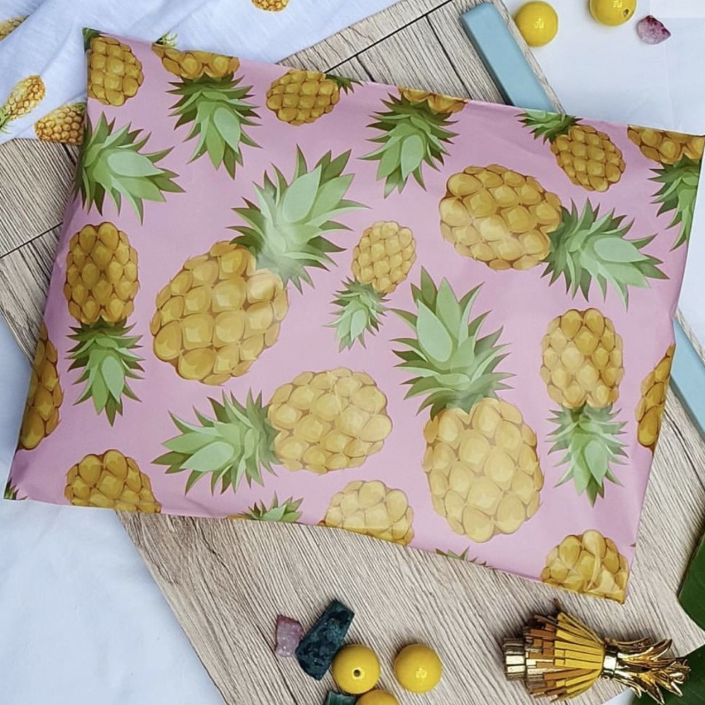 25 10X13 Poly Mailers Pineapple PRICE IS FIRM - Picture 14 of 15